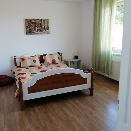 Casa Salin Hotel Turda Bagian luar foto